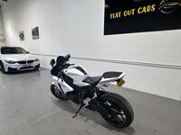 HONDA CBR1000RR Fireblade