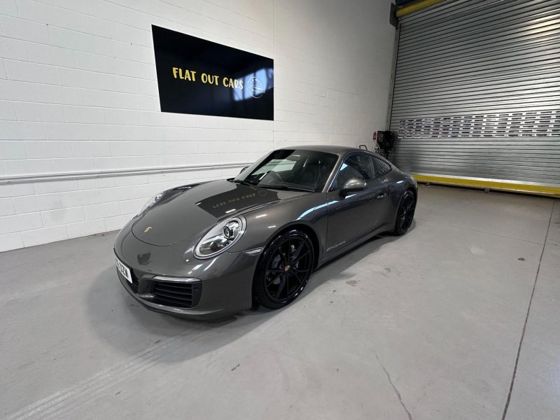 PORSCHE 911